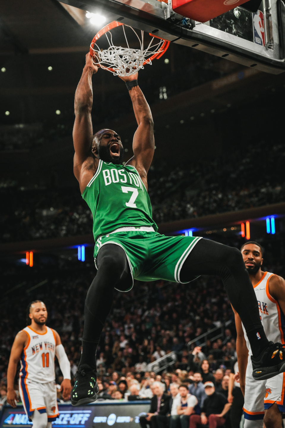 塔图姆连续二十场比赛得分超过挺进下一轮，独行侠挑战极限！的简单介绍